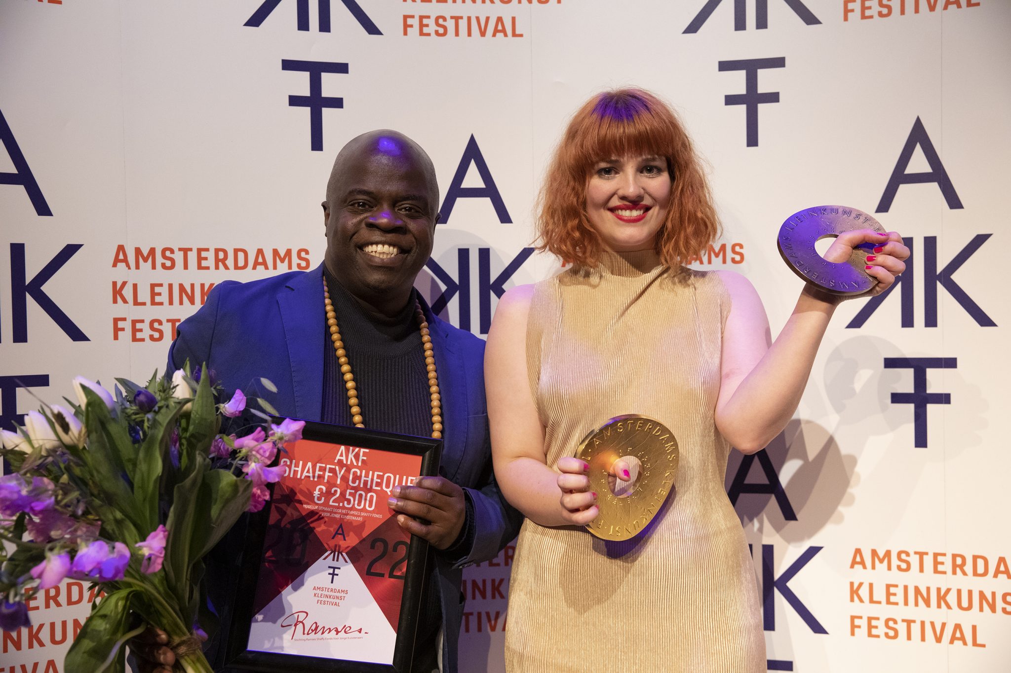 Valentina Tóth wint 35e editie Amsterdams Kleinkunst Festival